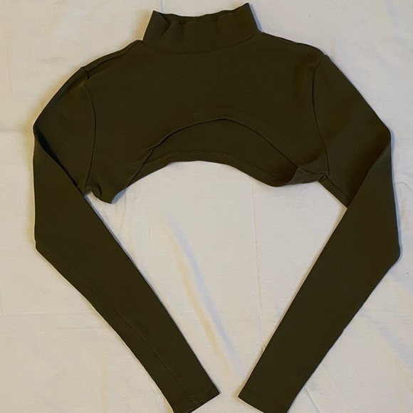 Guess Olive Green Ribbed Bodysuit and Crop Top Set - Picture 4 of 14